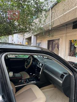 كرايسلر 300